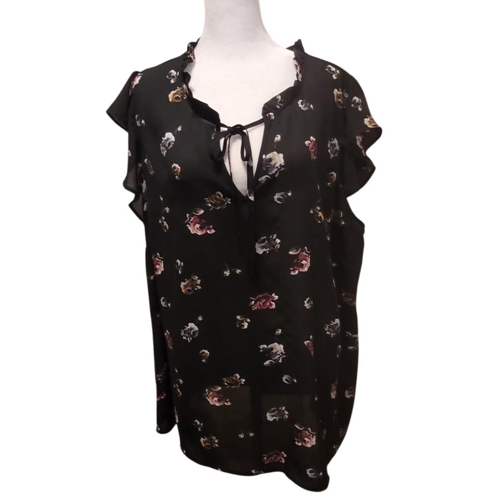 Black Floral‎ Blouse